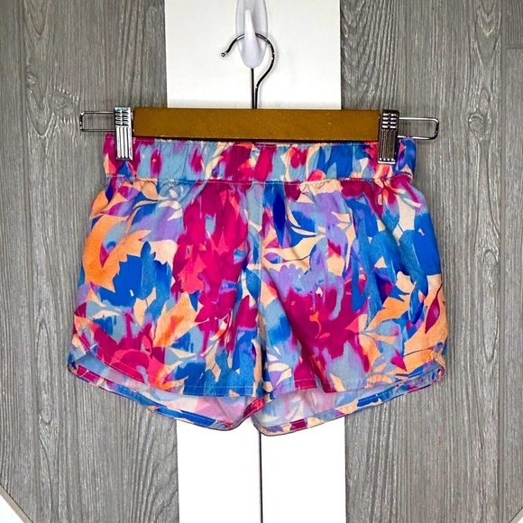 D16.10 Old Navy Active Running Shorts Size 8 - Picture 1 of 3